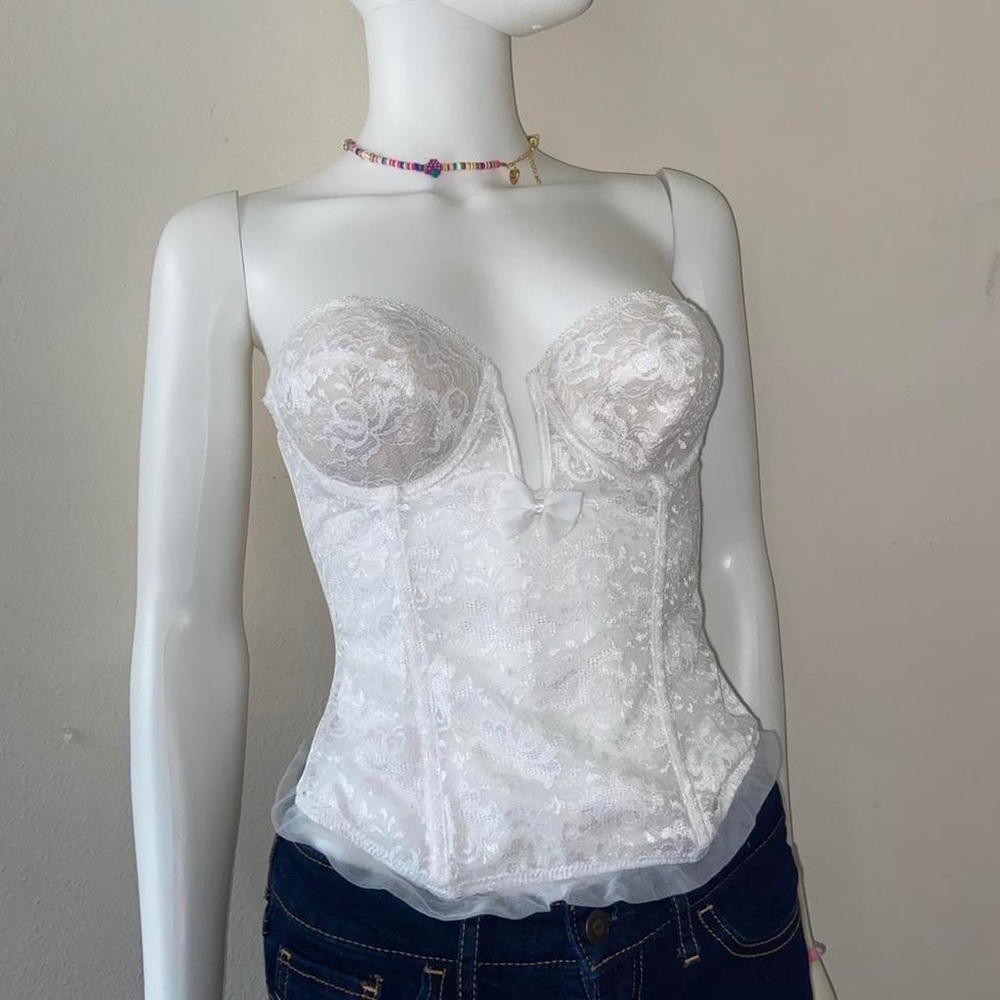 Cutest white retro corset